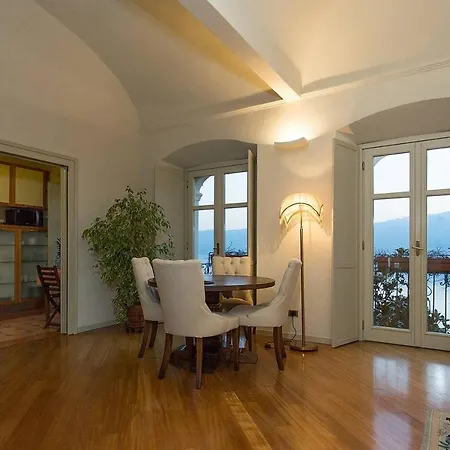 Lejlighed Stunning 2 Bedroom Pallanza
